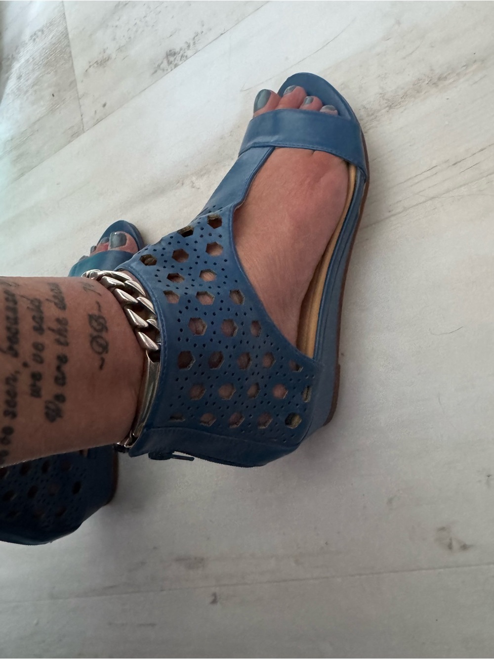 comfortview Blue Laser-Cut T-Strap Gladiator Sandals - Picture 3 of 7
